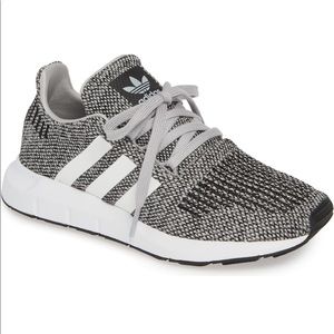 Adidas swift run sneakers